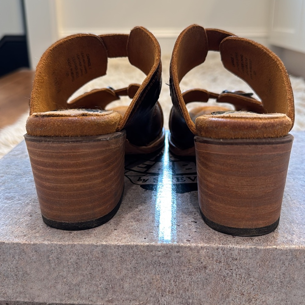 Freebird Caprice sandals cognac 7 gently used - Picture 5 of 7